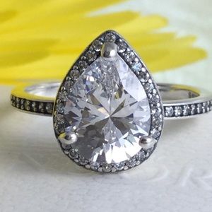 Pandora teardrop ring size 7
